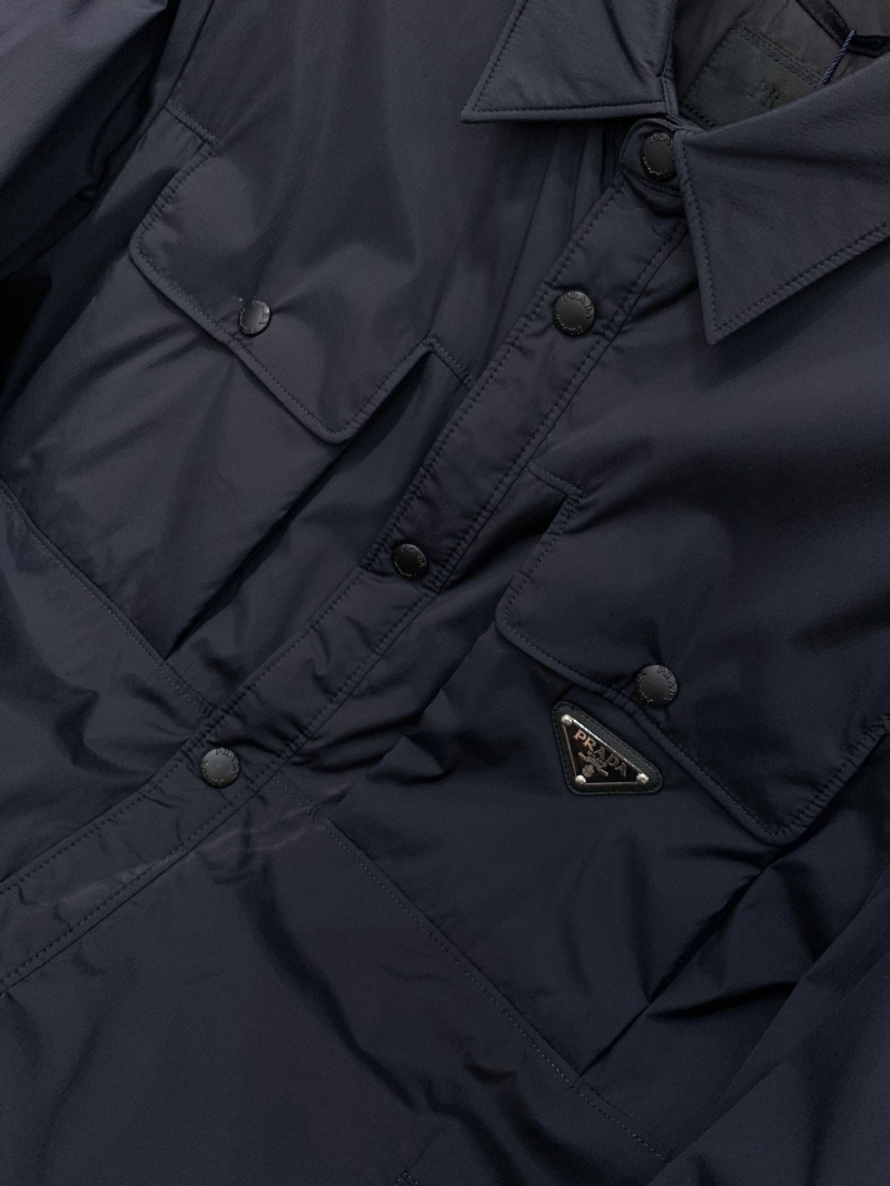 Pra*a outwear